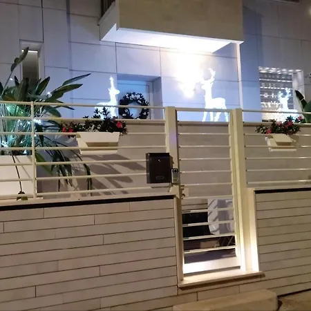 住宿加早餐酒店 Milena 4*