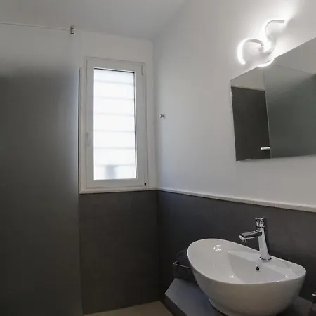 Milena 鲁蒂利亚诺