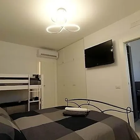 Bed & Breakfast Milena 4*